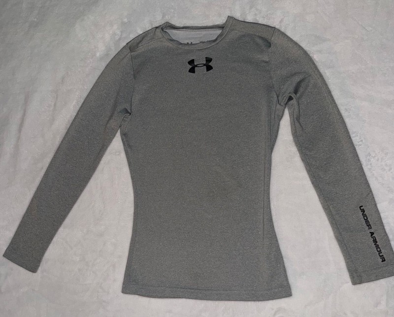 Under armour  gray compression shirt cold gear youth small