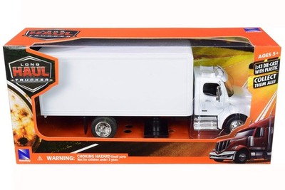 Freightliner Utility M2 Box Truck White 1/43 Scale New Ray Model Truck 16003