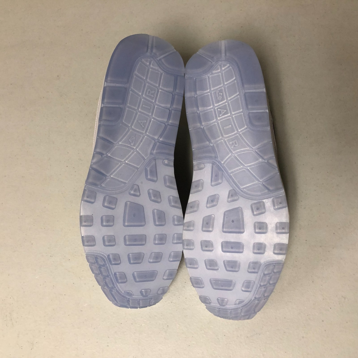 NEW Nike By You Air Max 1 Triple Gray Silver HQ3714-900 Men\'s Size 13 Nike Air Max 1 By You Custom Men main image 2
