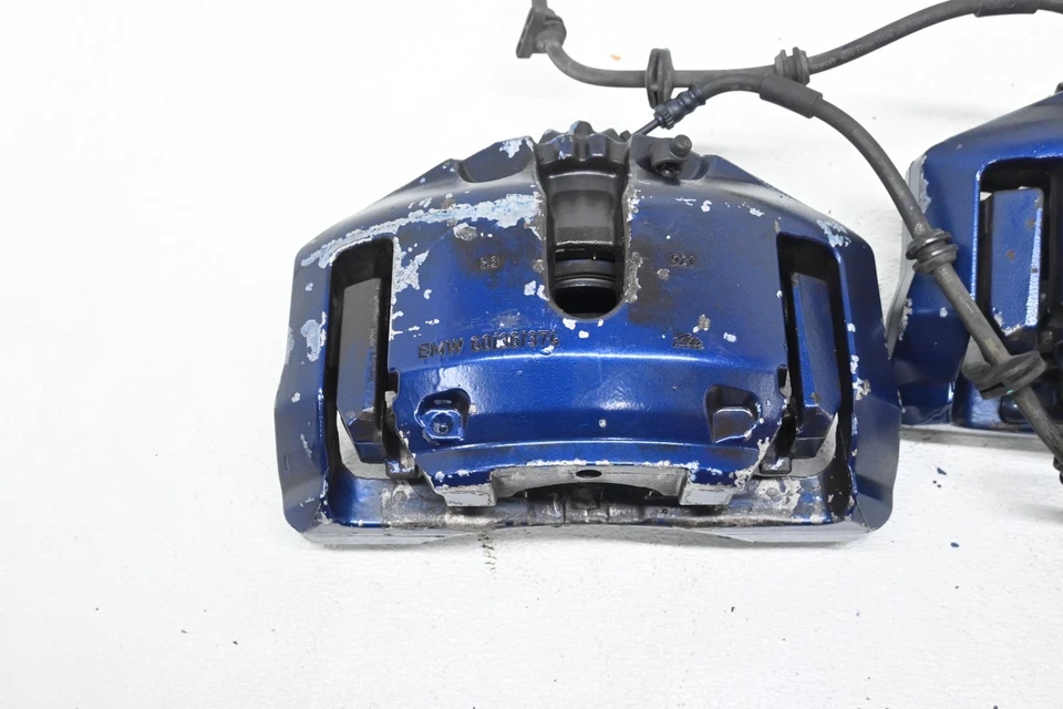 Juego de porta pinzas de freno delanteras OEM BMW F06 F01 F02 B6 B7 B7L B7LX B7X 760Li Foto 3 de 4