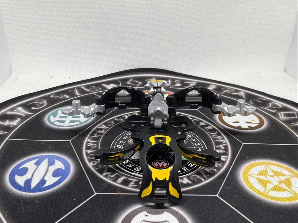 Bakugan Battle Brawlers Darkus Betadron Skyraider Jump Anime Accurate Paint Rare - Image 3 of 4