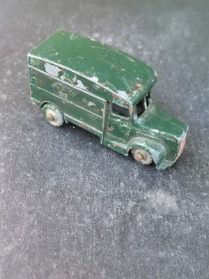 BUDGIE MINIATURE No.11 MORRIS 'ROYAL MAIL' COMMERCIAL VAN - GREEN
