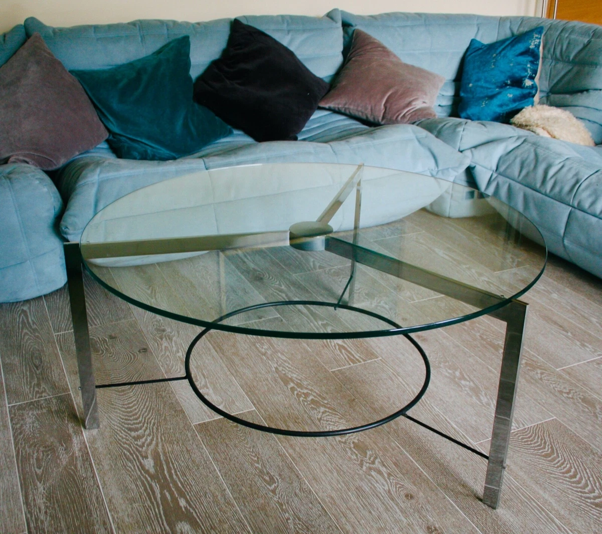 Mid Century Glass Top Coffee Table On Unusual Three Spoke Chrome Base