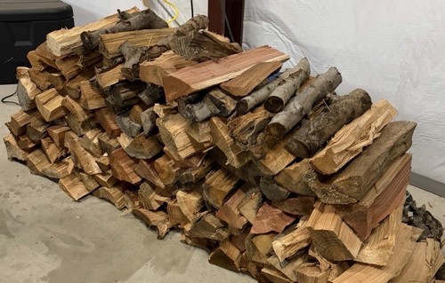 Dry Split Mixed Hardwood Firewood Logs Wood for Fireplace or Stove Heating