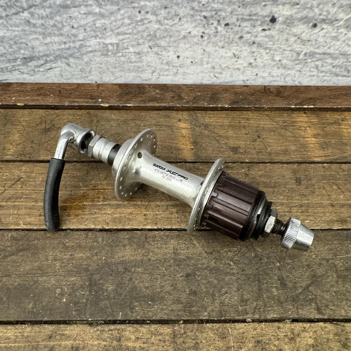 MOYEU VTT SHIMANO CUES 500 DISQUE CENTERLOCK NOIR 36T. ARRIERE 12V. POUR BOOST MOYEU VTT SHIMANO CUES 500 DISQUE CENTERLOCK NOIR 36T. ARRIERE 12V. POUR BOOST