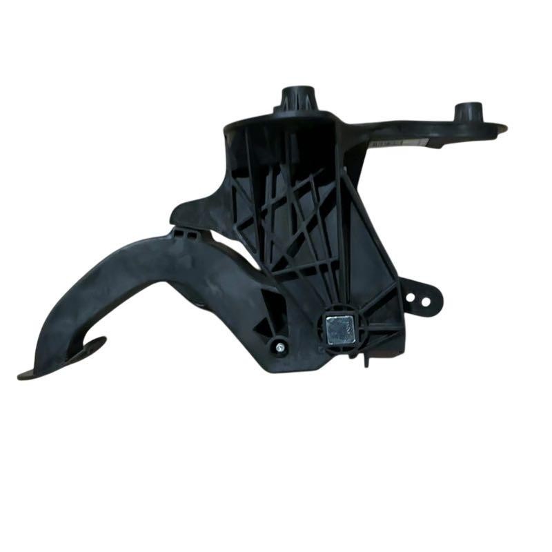 Module de pédale d'embrayage PEUGEOT 208 MK2 9836509680 pour retrouver un confort fluide