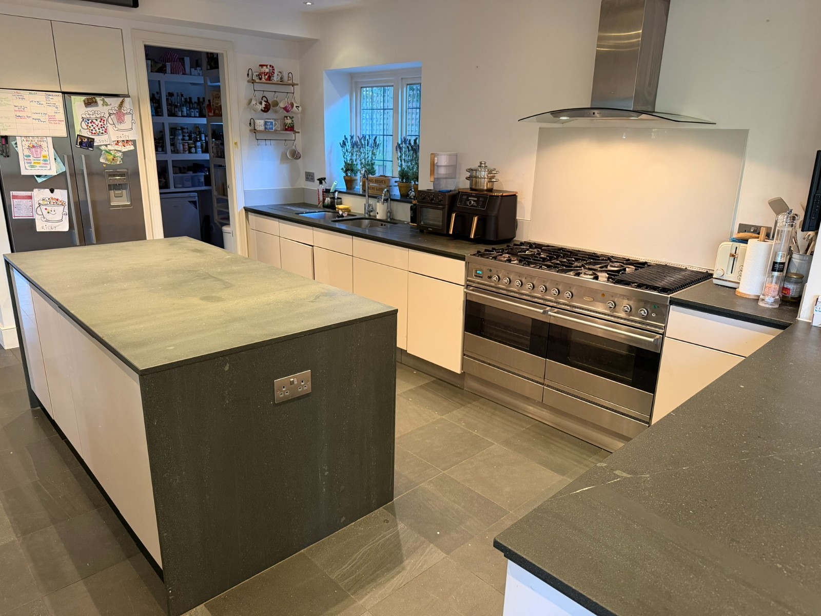 Complete Fitted Kitchen + Britannia Range Cooker + Stone Worktops + Quooker...