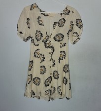 Urban Outfitters Bettie Twist Daisy Floral Babydoll Mini Dress Sz S UO