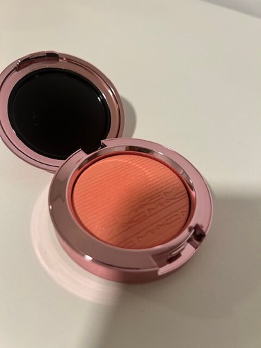 MAC Look Don't Touch Extra Dimension Blush - Lightly Touched - SEE PHOTOS - Picture 4 of 8