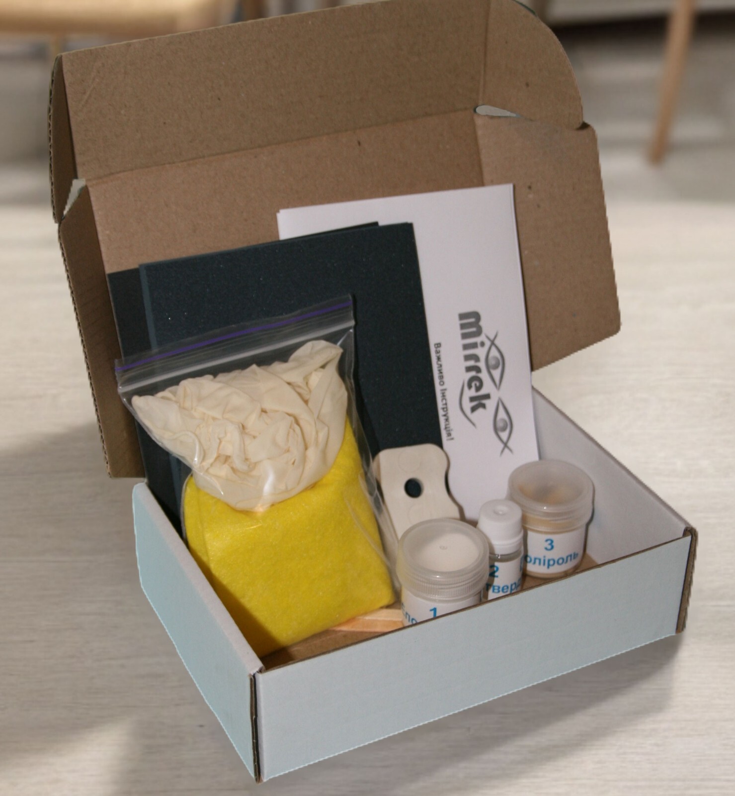 Repair kit for restoring chips and cracks in baths and plumbing Profi Mirrek Pla