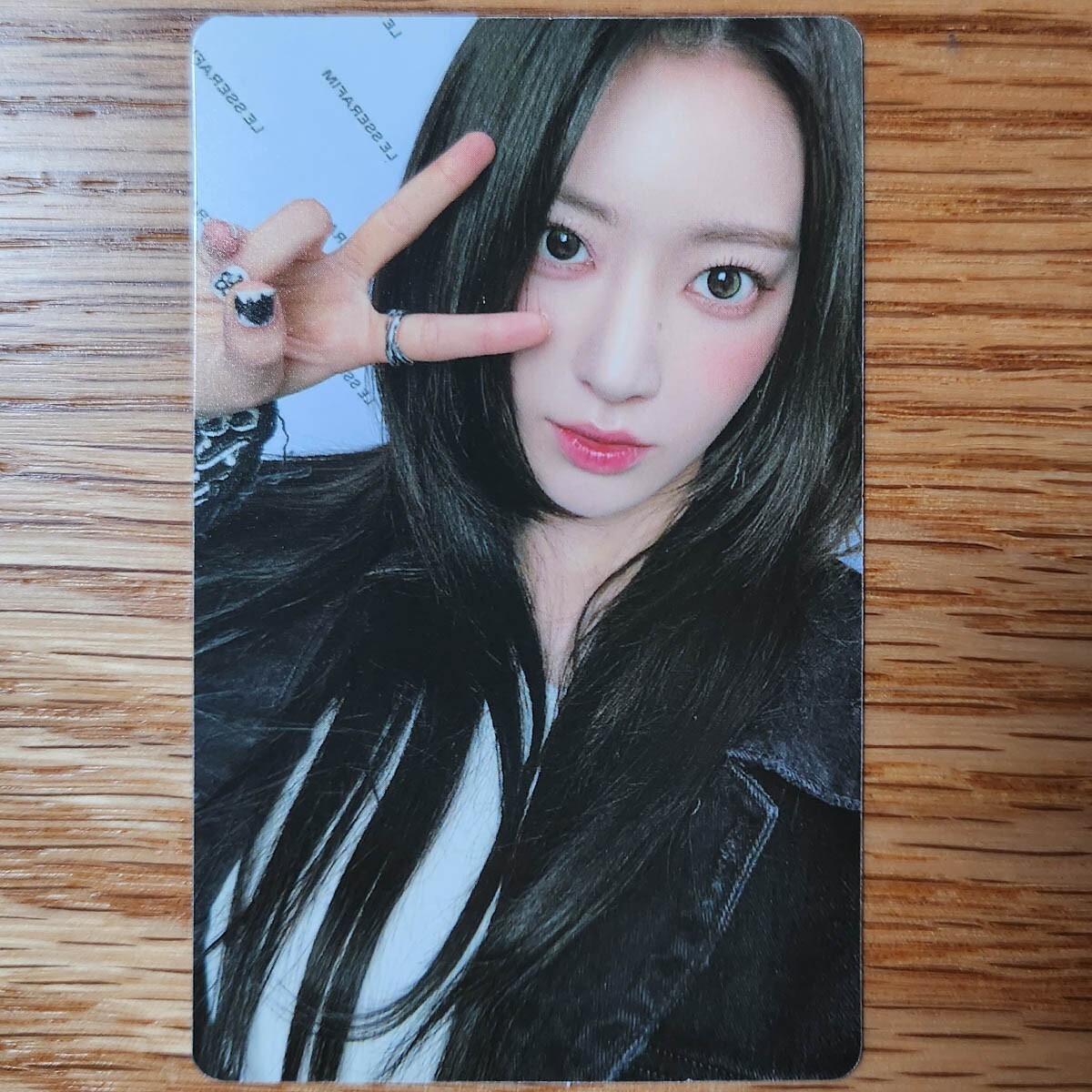 Sakura Official M2U Record Lucky Draw Photocard Le Sserafim