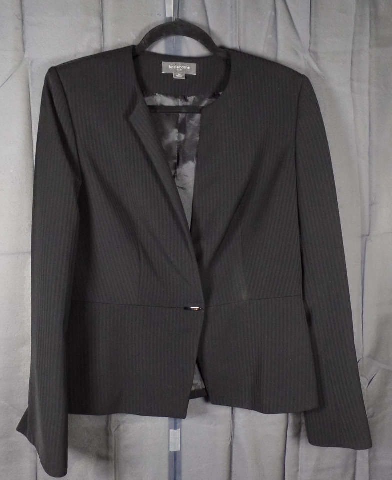 Liz Claiborne 2 piezas Falda Traje Rayas Ligeras en Patrón, Mangas Hendidas, Talla 10 Foto 2 de 4