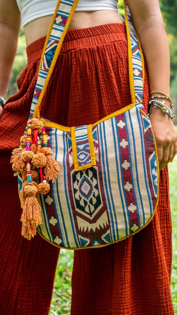 Crossbody Bag External Pockets Aztec Print Natural White 