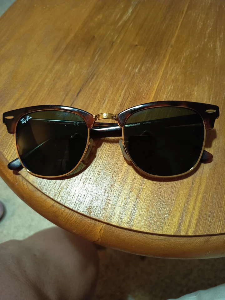 Ray-Ban Clubmaster RB3016, photo 2 sur 4
