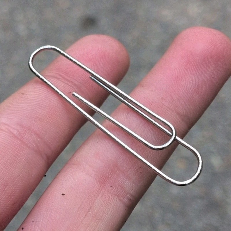 Silver Metal Paper Clip Holder Clip for Holding Paper Clips, Metal Clip Holder