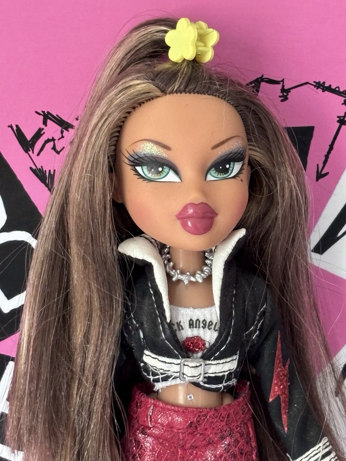 MGA Entertainment Bratz Doll Rock Angelz Yasmin Dressed See 