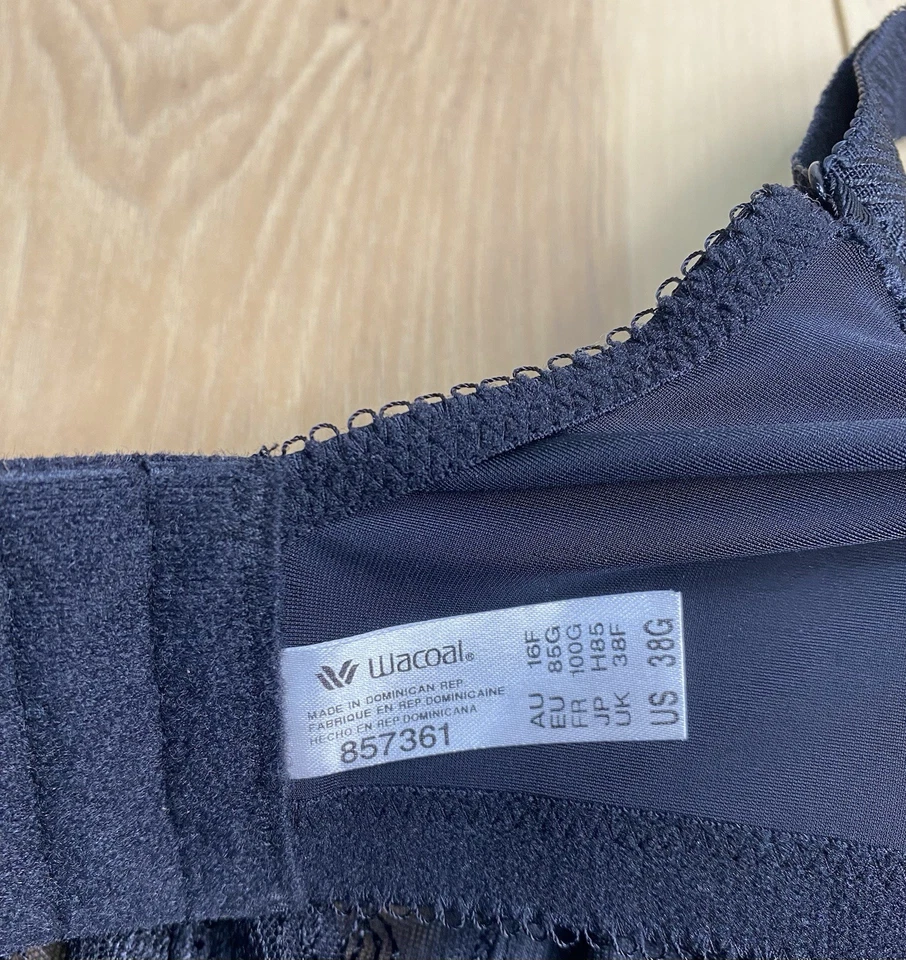 Sujetador minimizador Wacoal 857361 Slim Silhouette negro bordado con aros 38G Foto 4 de 4