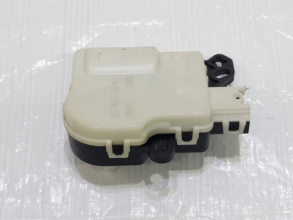 2011-2019 Ford Explorer AC Heater Door Vent Flap Actuator Motor AA53-19E616-CA - Image 4 of 4