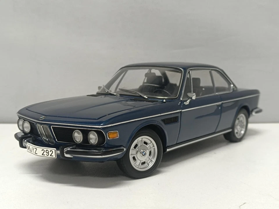 BMW 3.0 CSi Blu Metallic Blu Metallizzato Autoart 1:18 Usato + Box - Immagine 2 di 4