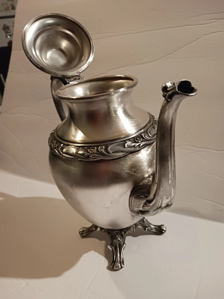 Jarra de agua vintage Roger’s & Bro 4601 plateada. 10" de alto. Foto 3 de 4