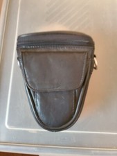 QUANTARAY Padded Zip Compact Digital Camera Bag