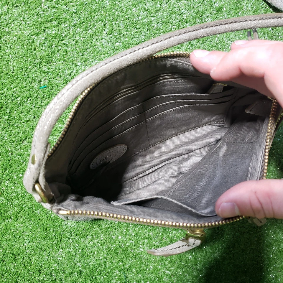 Fossil 灰色闪光珠光斜挎包钱包可调节肩带 — 第 4/4 张图片