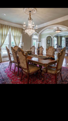Dining Table With 8 Chairs 