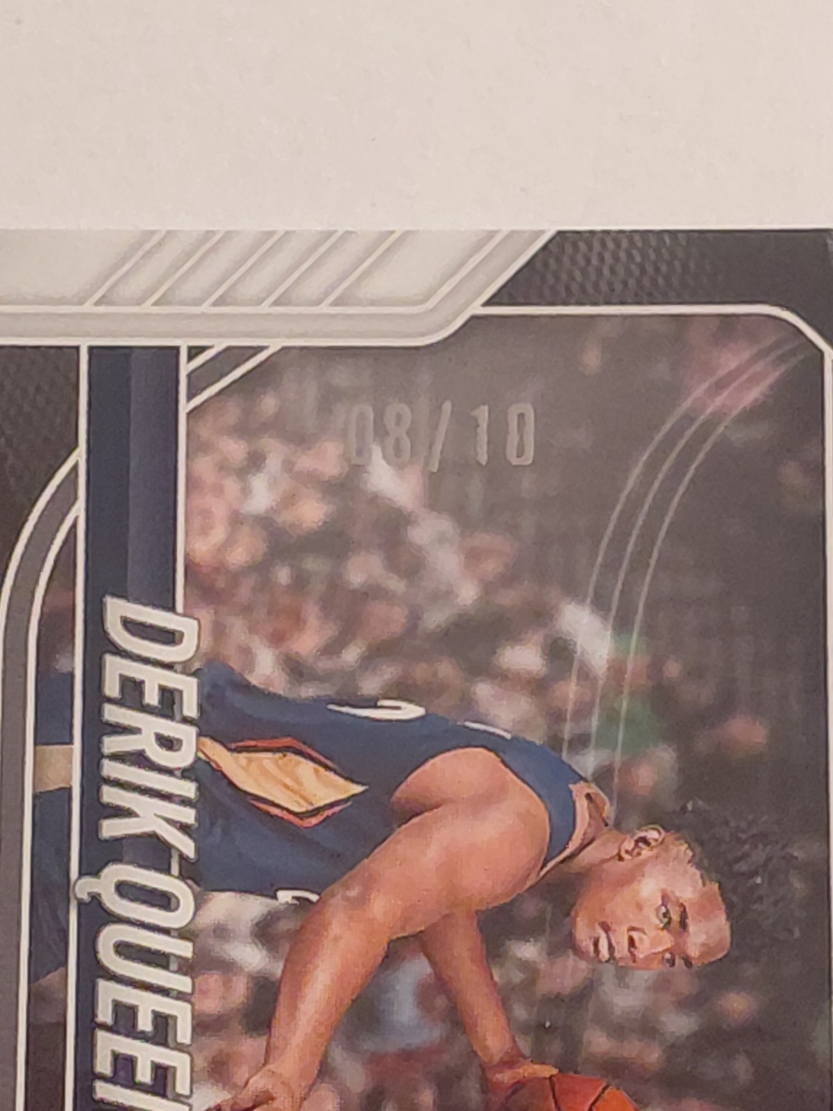 2025-26 Prizm Gold /10 Derik Queen SP Auto Pelicans #11 RC view 4