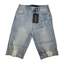 Risen NWT Los Angeles Distressed Denim Bermuda Shorts High Rise Womens 28 / 7