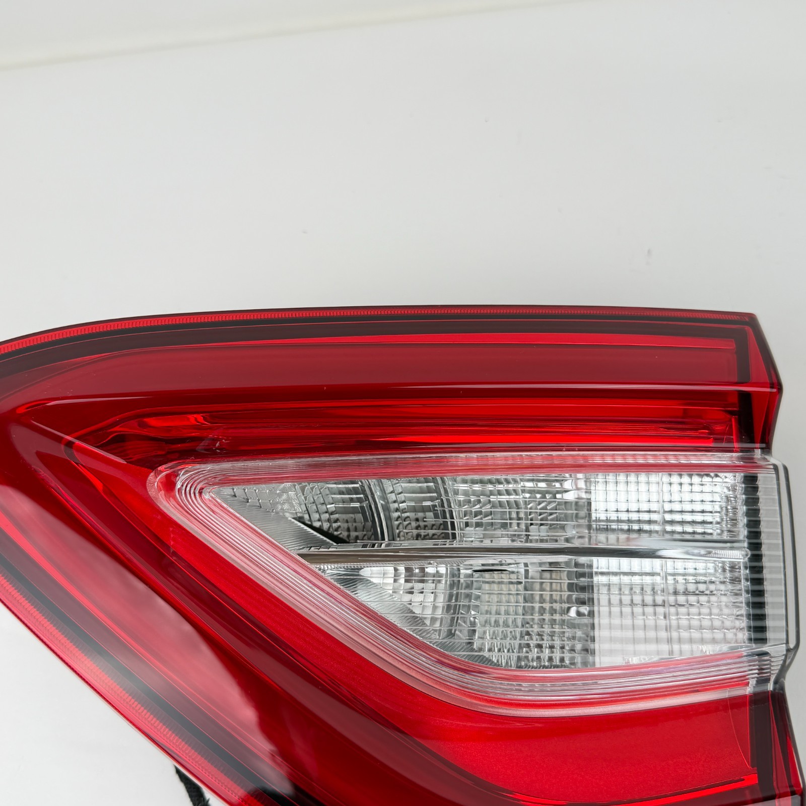 Maserati Levante 2017-2020 Rear Right Inner Tail light P/N 670106834