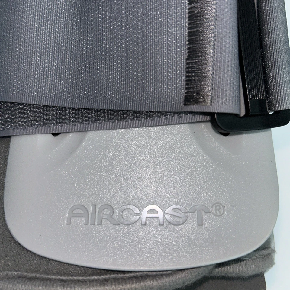 Aircast AirSelect Walker Soporte/Bota para Caminar, Talla Pequeña En Oferta Envío Rápido Foto 2 de 4