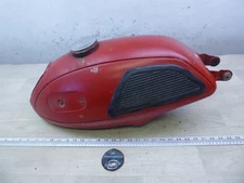1969 Yamaha R3 Grand Prix 350 Y11718) gas petrol fuel tank with cap 