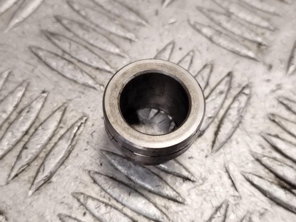 HONDA CBR600F 1999 99 00 CBR600 F4 PC35 REAR SPROCKET CARRIER SPACER CBR900RR 96 - Изображение 2 из 2