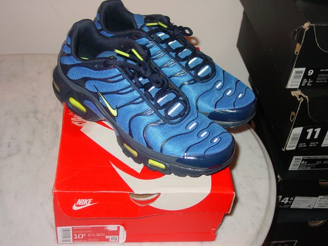 air max plus hyper royal volt