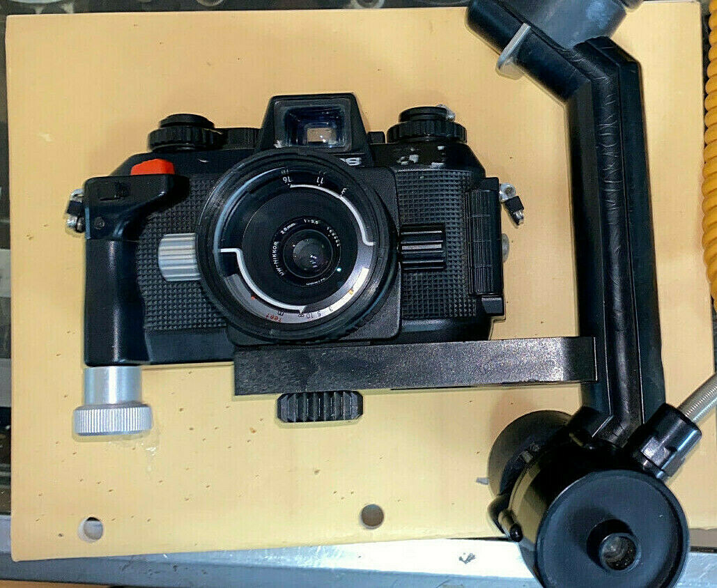 Nikon NIKONOS IV-A / NIKKOR 28mm f3.5 Underwater Camera w/popular