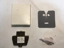 Joslyn Clark Add-On Pole Kits N.O N.C Aux Bul. 7735 Type DP Contactor 600 VAC 