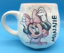 ZRIKE DISNEY MINNIE MOUSE Pink and White 16oz Coffee or Tea Mug New w/Tags