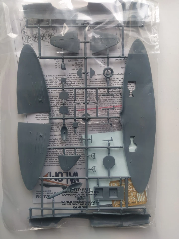 Caproni Campini N.1 Italian experimental jet air,1:72-Valom(S.TRACCIATA) - Immagine 2 di 3