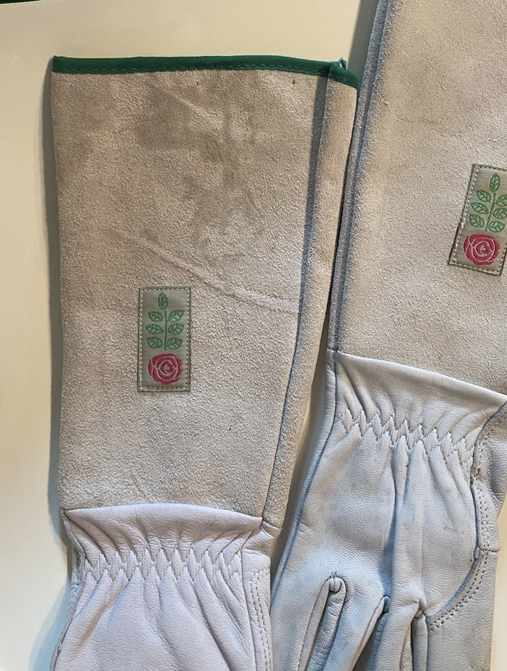 Guantes de trabajo Hestra Job Premium usados para poda de rosas y recorte de arbustos - 7 pequeños Foto 3 de 4