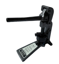 Badge-A-Matic by Badge-a-Minit - Button Maker / Badges  Keychain rings