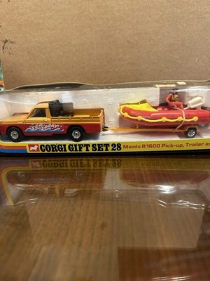 CORGI 1/50 COLLECTION HERITAGE 71701 SAVIEM JL ET REMORQUE SURBAISEE CALBERSON