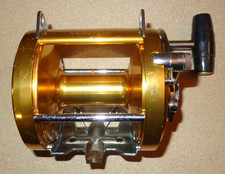 Preços baixos em Penn International 80 Molinetes de pesca para