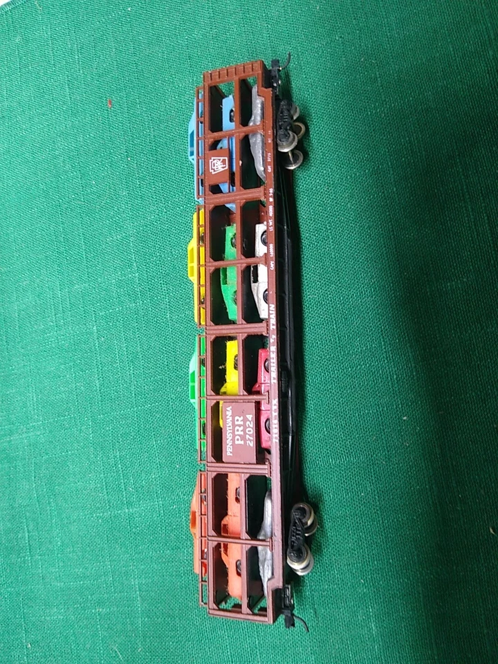 N Scale Trix 2 Auto Carrier With 12 Cars - Image 2 of 4