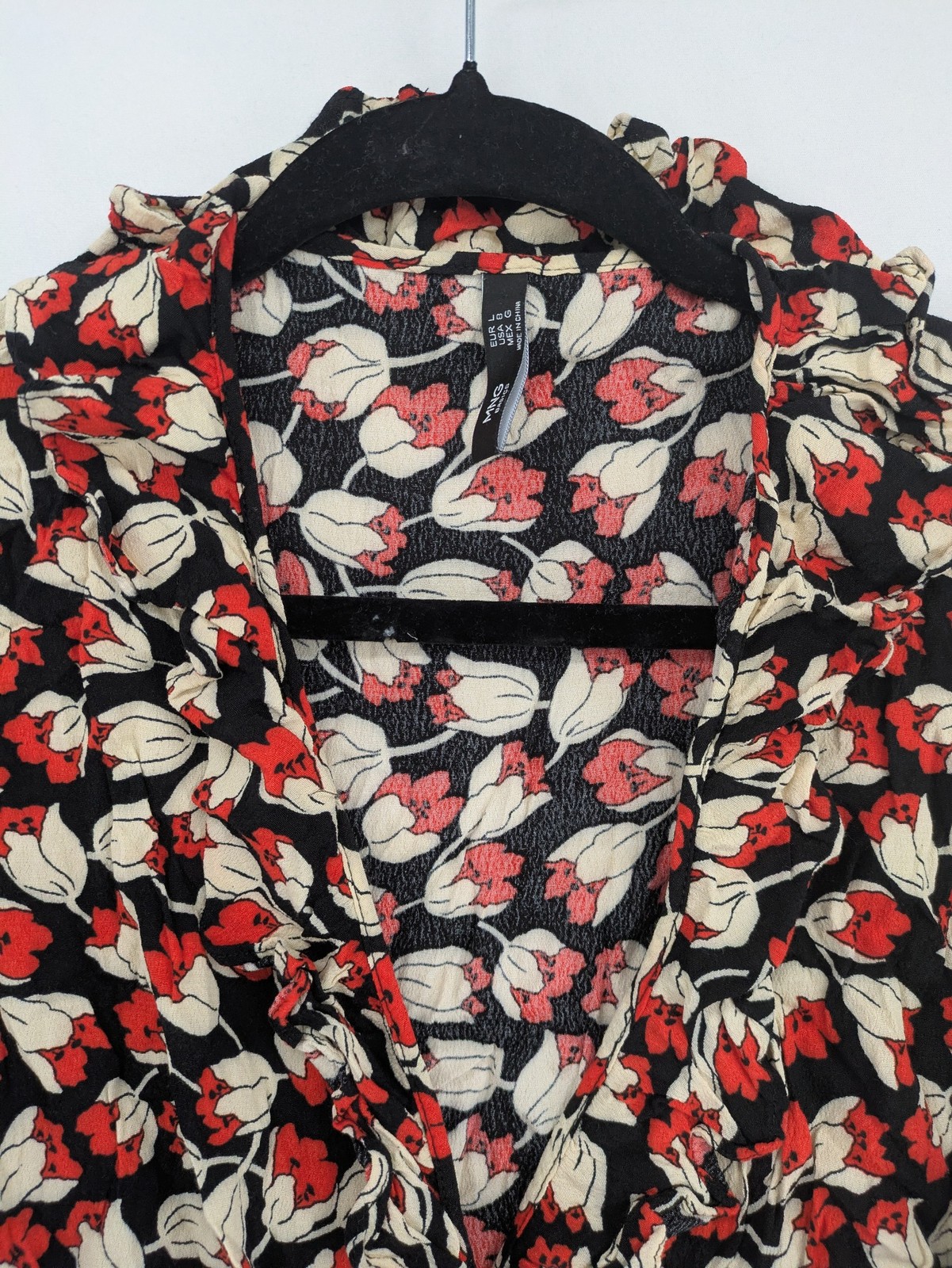 MNG Basics Damen Wickelkleid Gr L Schwarz Rot Blumen Langarm Viskose Rüschen image 3