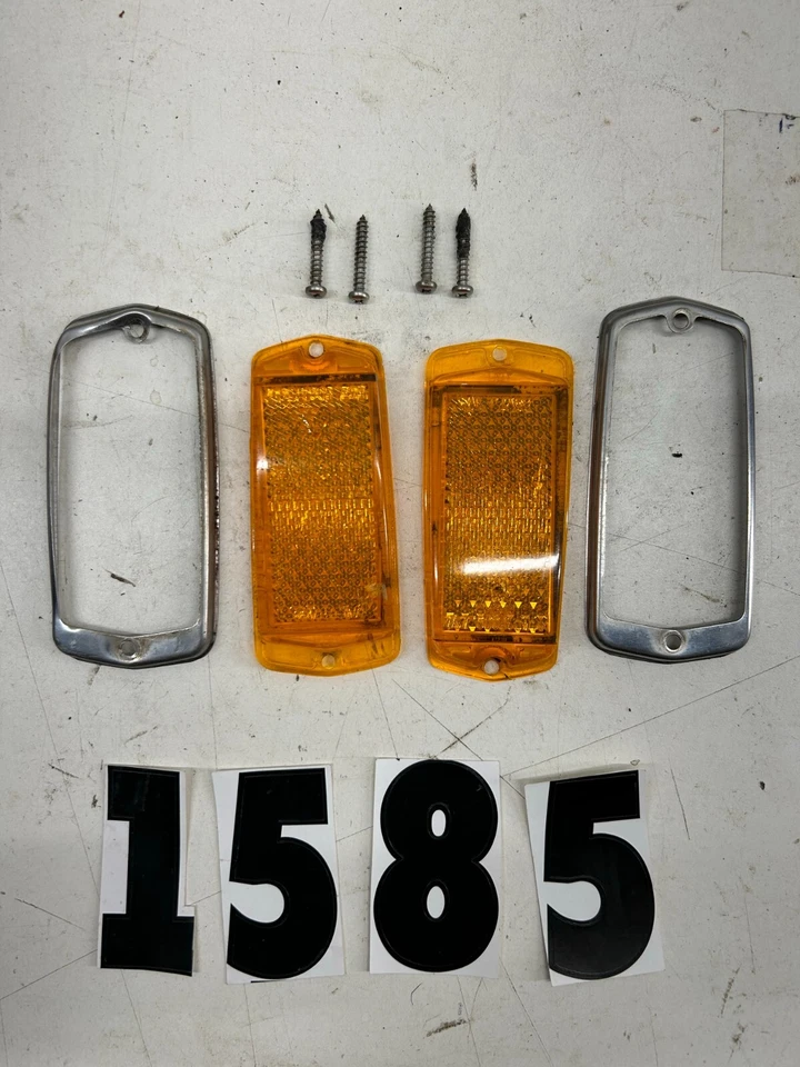 1975 - 1978 Datsun 240Z-260Z-280Z 侧标记灯带安装边框 SAEPIA69 — 第 2/4 张图片