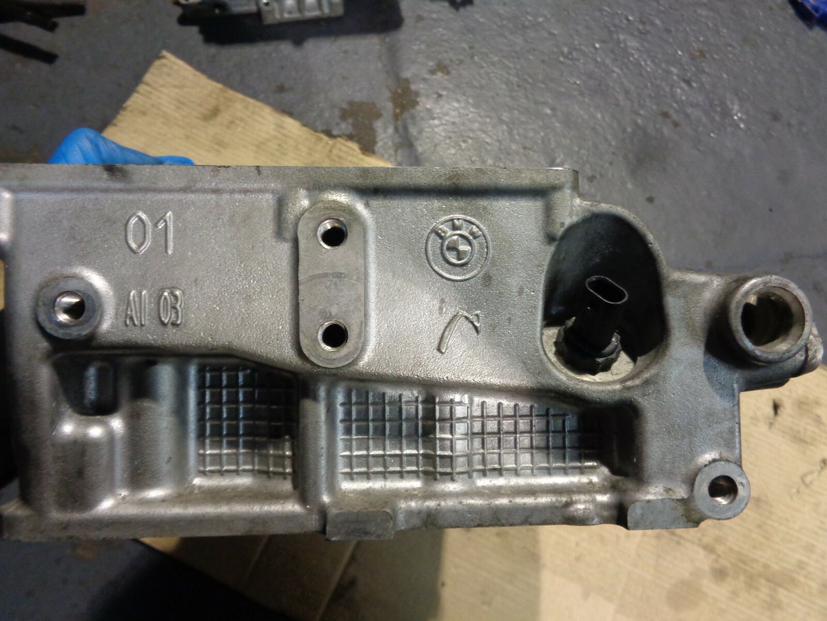 RECONDITONED BMW B47 B47D20A Diesel Cylinder Head 155733901 