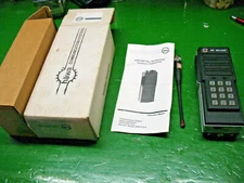 HAWA HANDHELD TRANSCEIVER  UHF HOS 4400  UNUSED  MIB   NOS  
