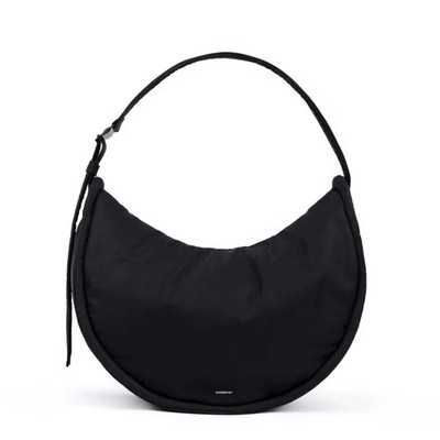 Sandqvist Curve Halfmoon Bag Black