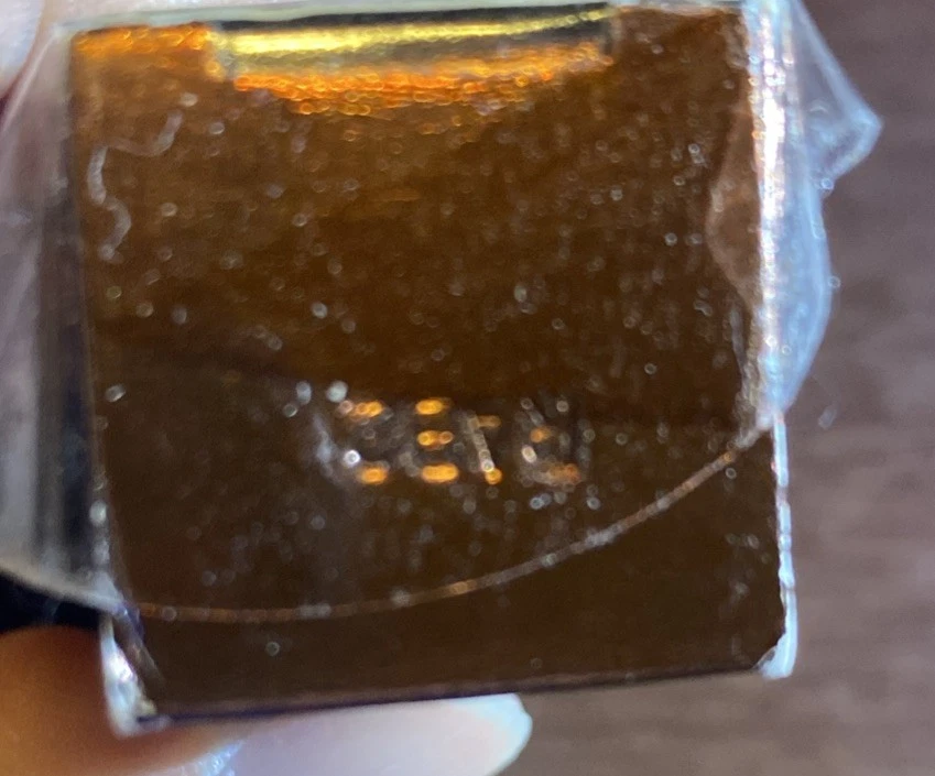 Reloj de Arena Velo Retoque Fluido Tono JUSTO Tamaño Completo .10oz / 3.2ml Nuevo En Caja Foto 2 de 4