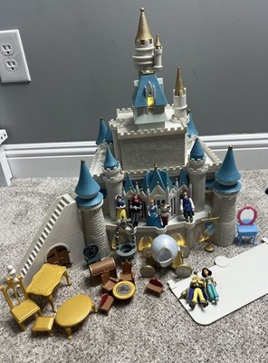 Vintage Walt Disney World Cinderella Castle Monorail Park Playset Lot Figures